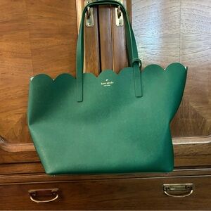Kate Spade Carrigan Lily Avenue large tote NWT